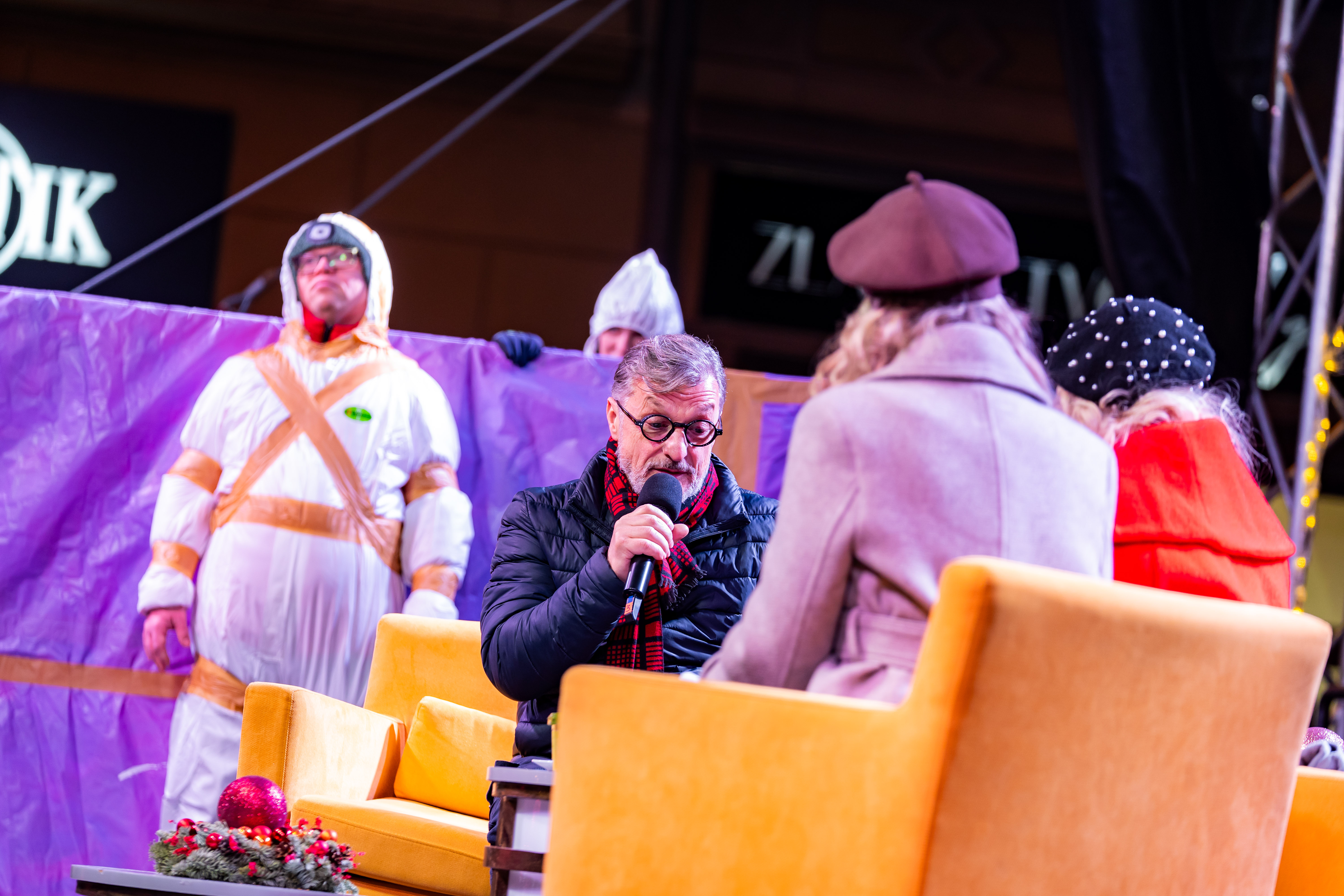 VIANOCNA TELEVIZNA REGINA-31